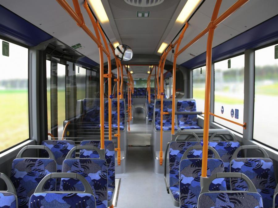Интерьер Mercedes-Benz Citaro G (O 530) 2006 года  (фото 2 из 5)